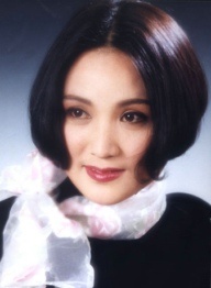 著名越剧演员-何炯华 著名越剧演员-何炯华