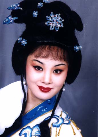 著名越剧演员-黄美菊 著名越剧演员-黄美菊