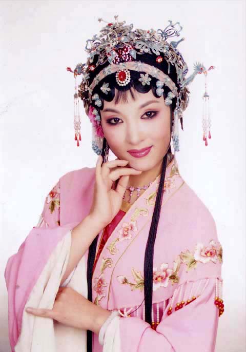 著名越剧演员-裘锦媛 著名越剧演员-裘锦媛