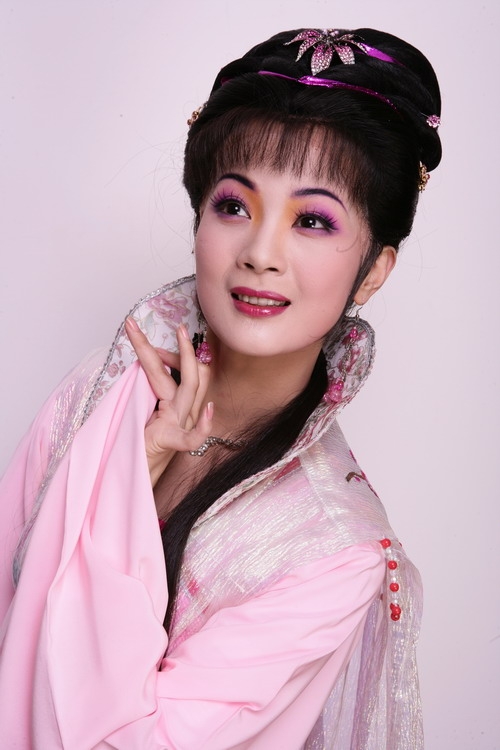 著名越剧演员-周淑君 著名越剧演员-周淑君