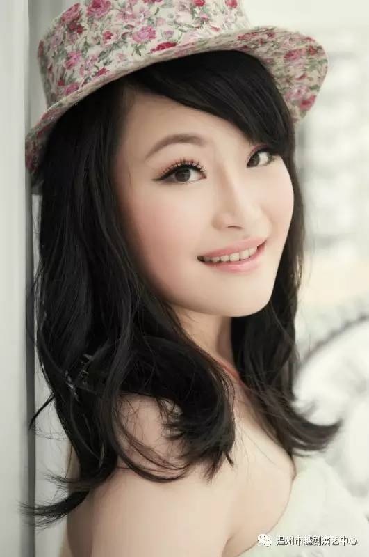 著名越剧演员-周莉 著名越剧演员-周莉