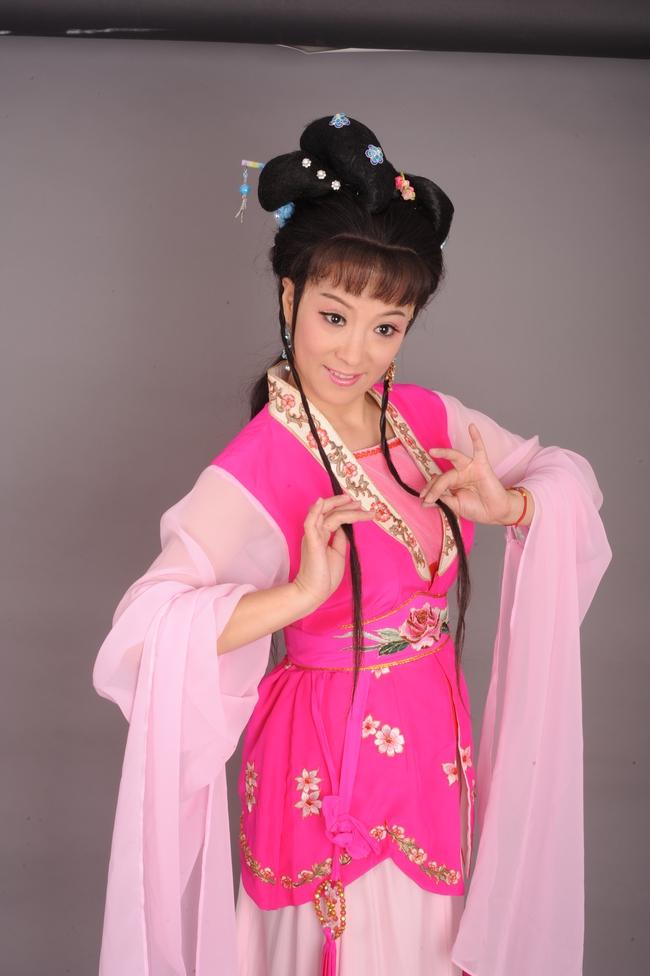 著名越剧演员-李芳 著名越剧演员-李芳