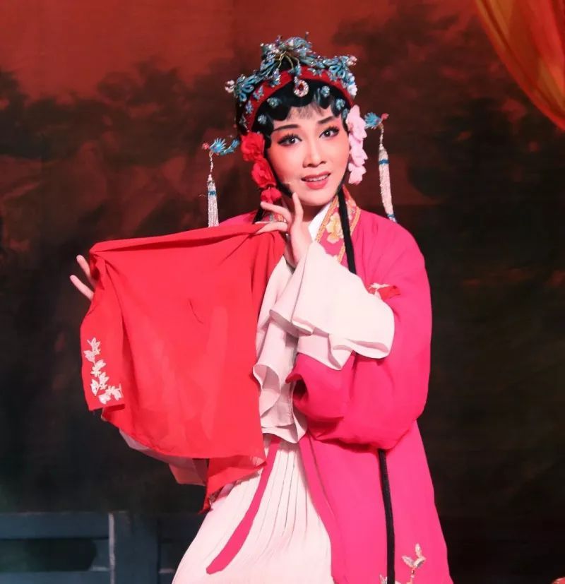 著名越剧演员-许杉杉 著名越剧演员-许杉杉